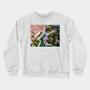 Fosa Crewneck Sweatshirt